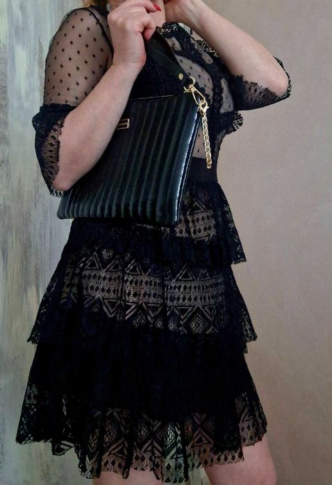 Рокля от черна дантела xs/s