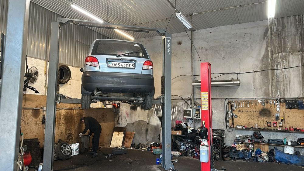 Аренду подъёмник  в сто