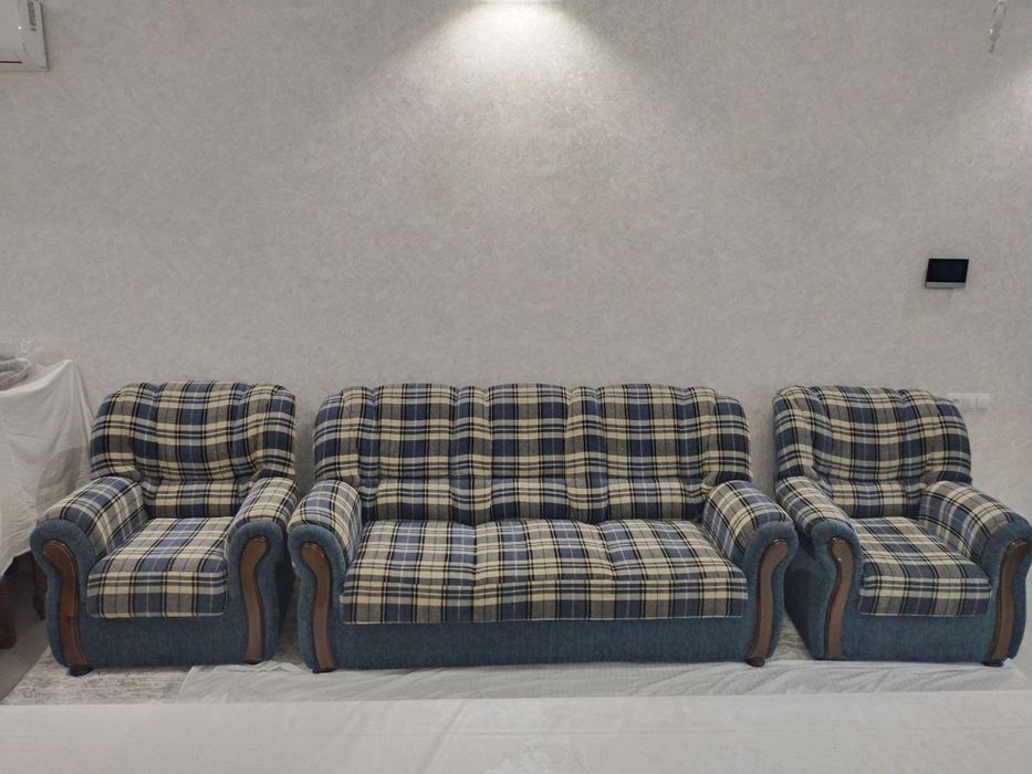 Продаю диван в отличном состоянии