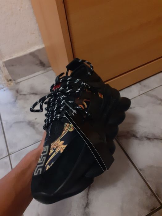 Versace chain reaction meduza print