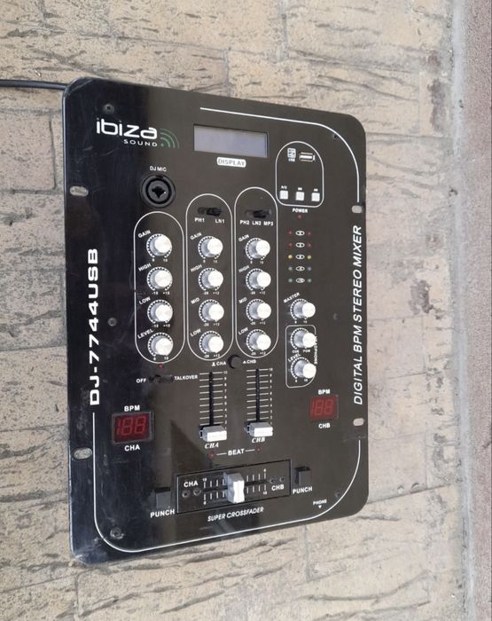 Ibiza Dj-7744 USB / Gemini UMX-5 ( linie / instrumente )