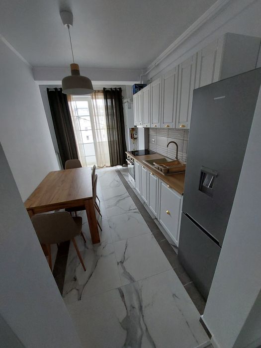 Caut coleg de apartament