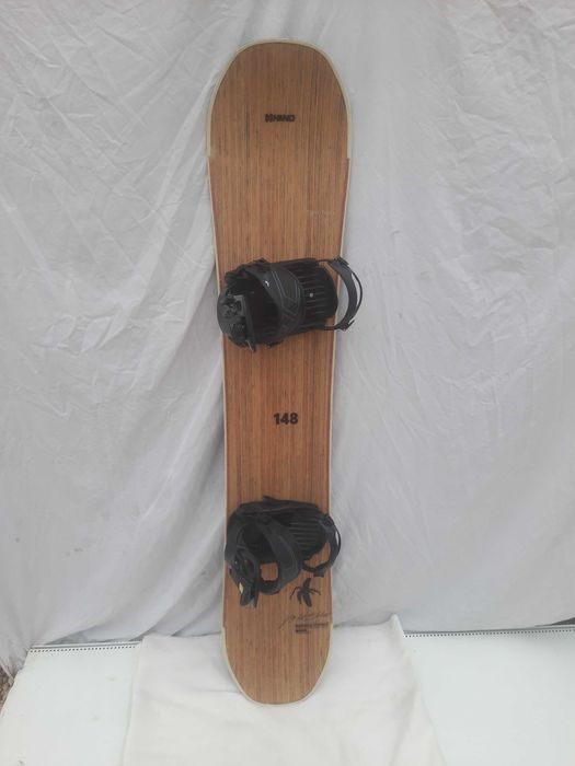 сноуборд  Nano Banana Limited  148см.с автомати