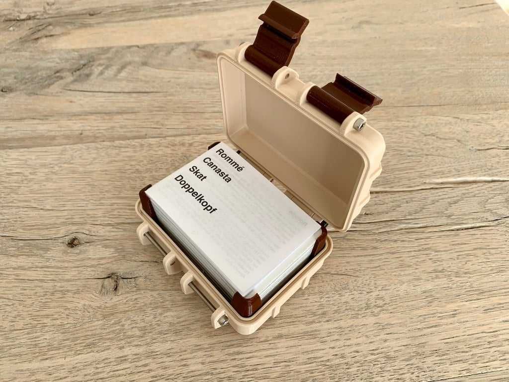 Cutie pentru cărți de poker – design Rugged Box