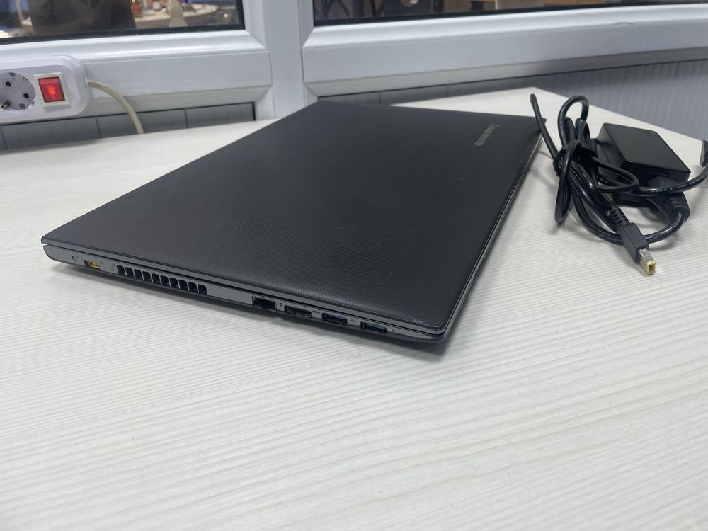 Lenovo core i5-4th быстрый SSD 256gb Озу 8gb Nvidia Geforce 2gb