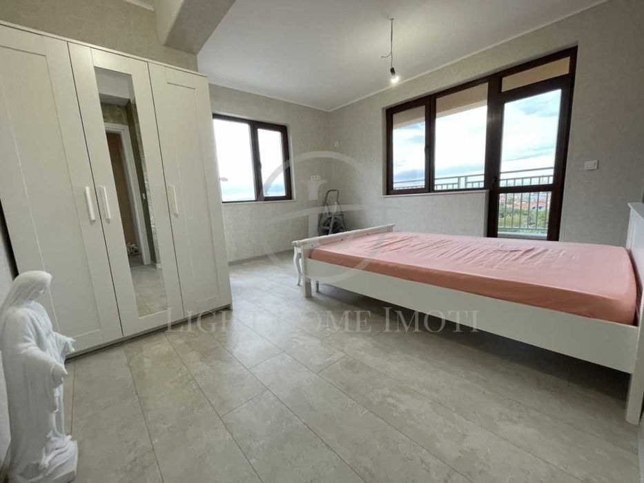 Продава се Четиристаен апартамент в Пловдив, Остромила - 145 кв.м за 1518 €/кв.м - Снимка #4