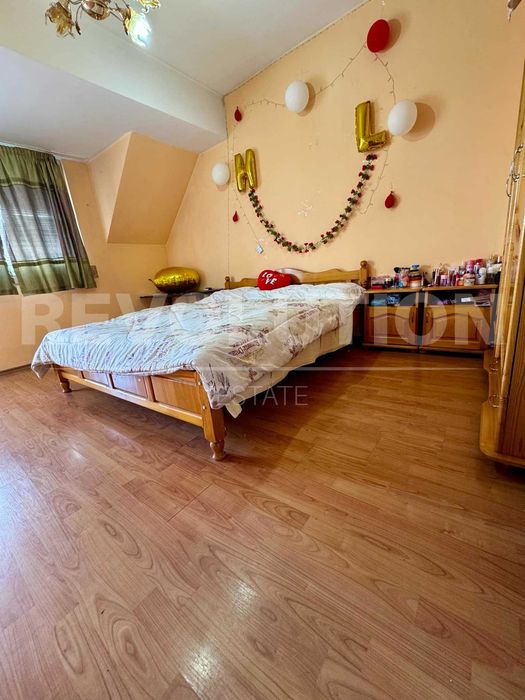 Продава се Двустаен апартамент в Пловдив, Център - 80 кв.м за 1750 €/кв.м - Снимка #4