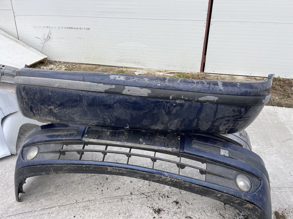 Bara spoiler fata spate renault laguna 2