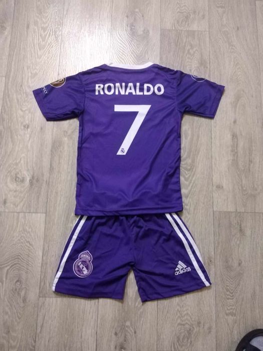 Нови детски футболни екипи Роналдо