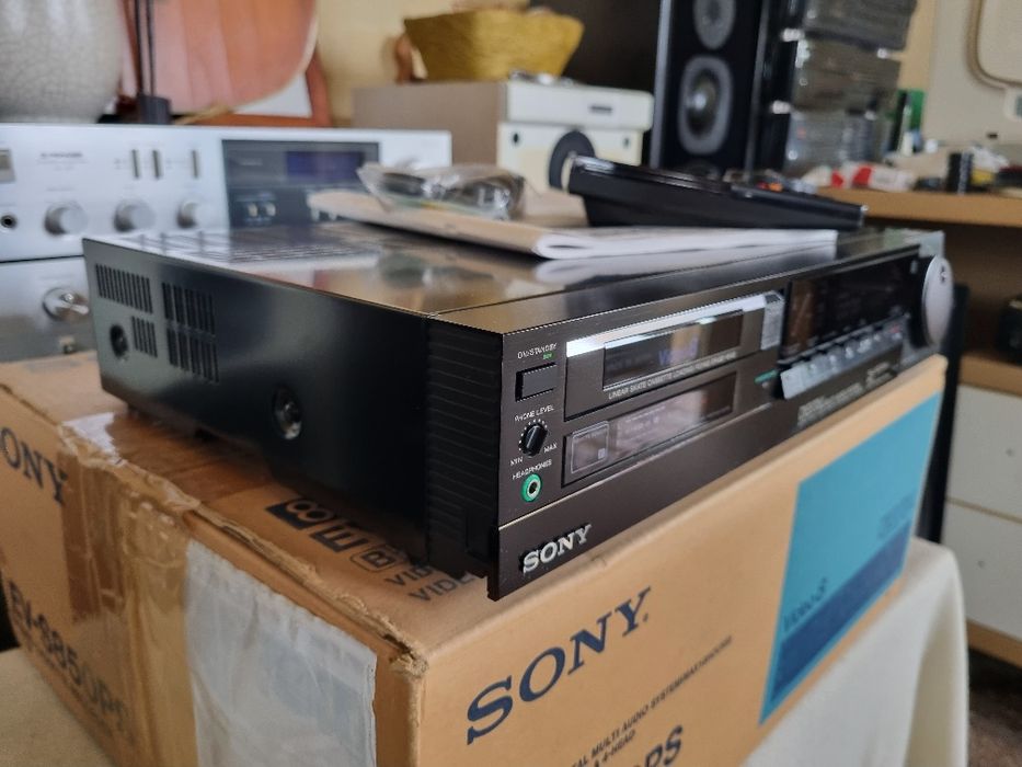 Video Sony 8 mm. EV-850PS. Perfect functional. Impecabil.