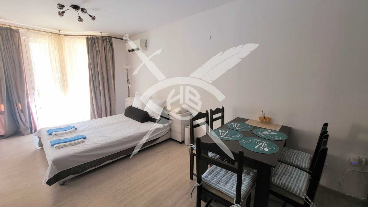 Продава се Тристаен апартамент в к.к. Слънчев бряг - 104 кв.м за 866 €/кв.м - Снимка #1