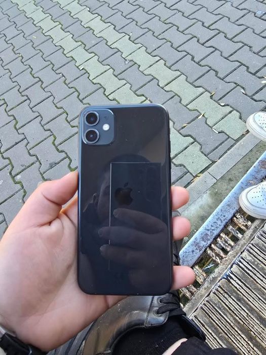 Iphone 11 128GB.