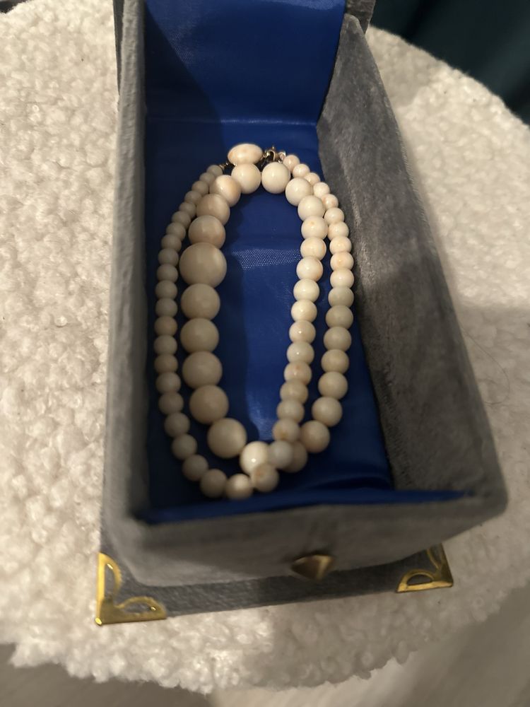 Perle de coral, ,,Victorian angel skin pearl”
