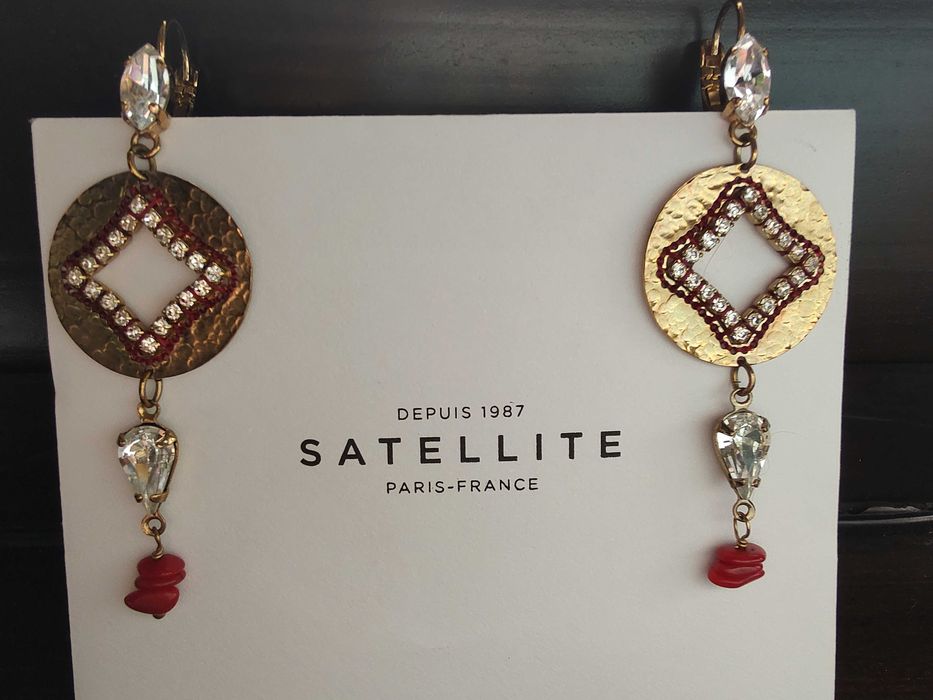 Cercei festivi "Satelite" cu cristale si coral