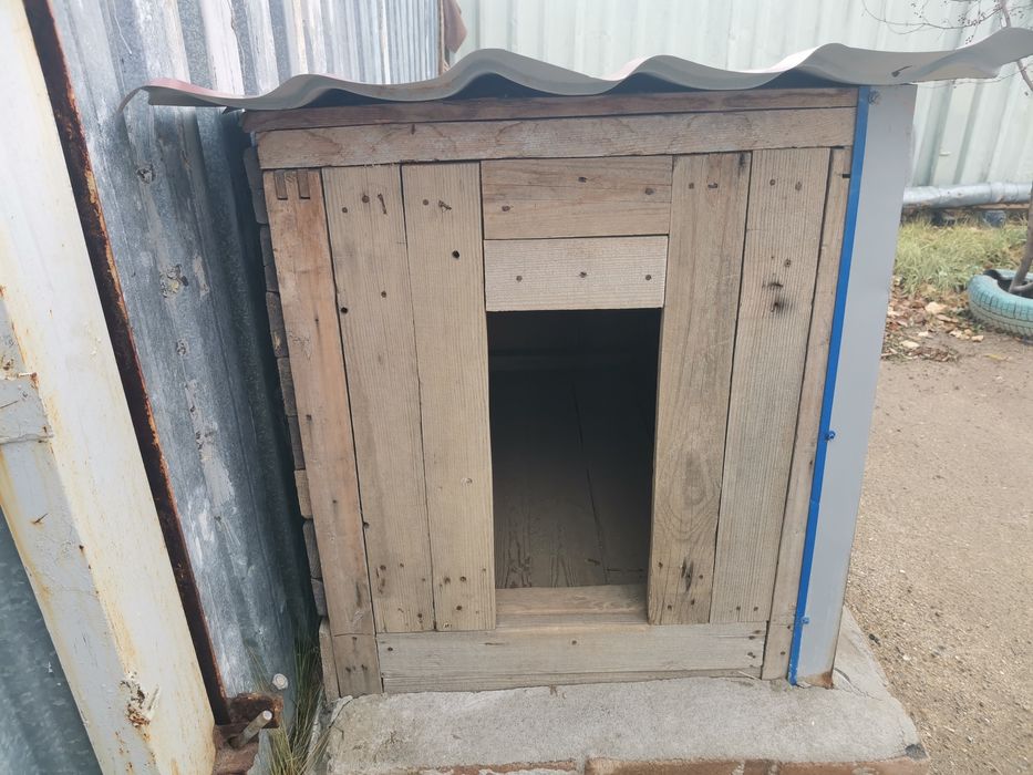 Продам Будку Зима-Лето для собаки