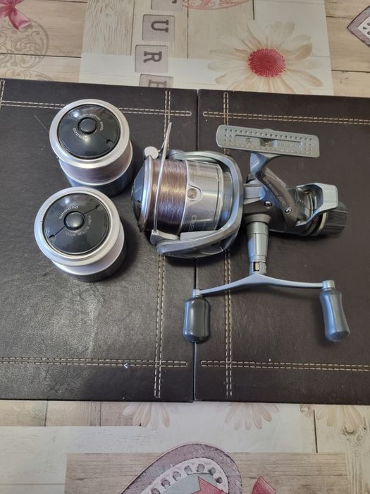 Vand mulineta Shimano super baitrunner aero 10000 XTE