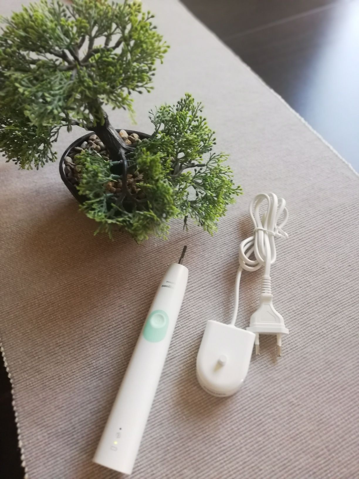 Четка за зъби Philips Sonicare