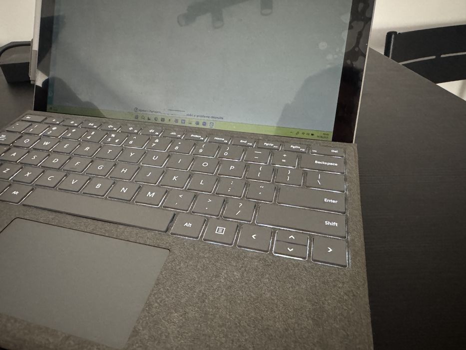 Surface pro 7  microsoft