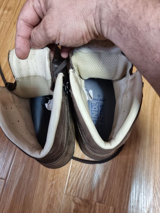 Bocanci meindl.vanatoare/drumetii nr 40 1/2