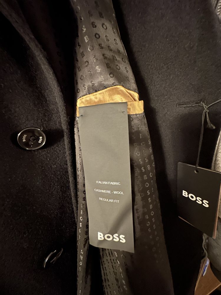 Vand palton pardesiu BOSS original NOU