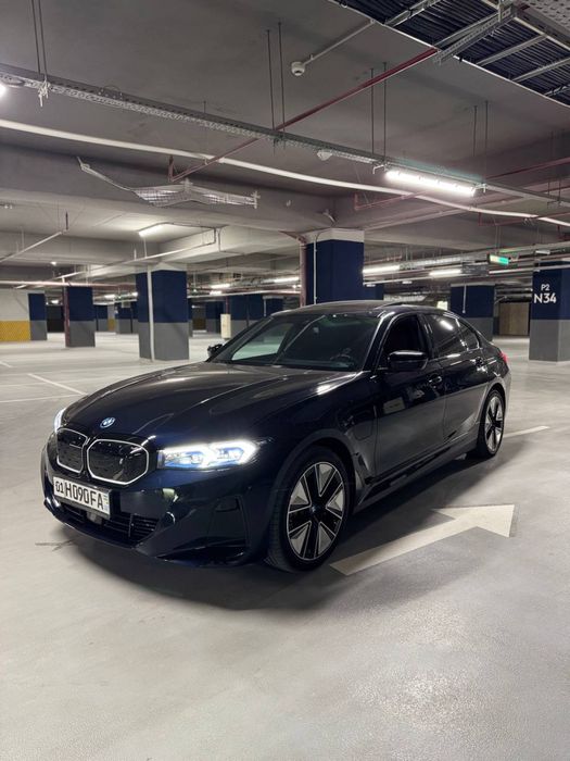 BMW i3 40L night sport
