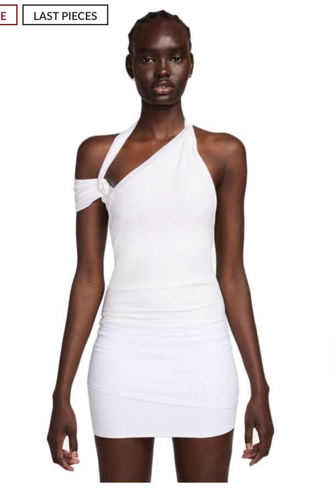 Рокля оригинална nike Jacquemus