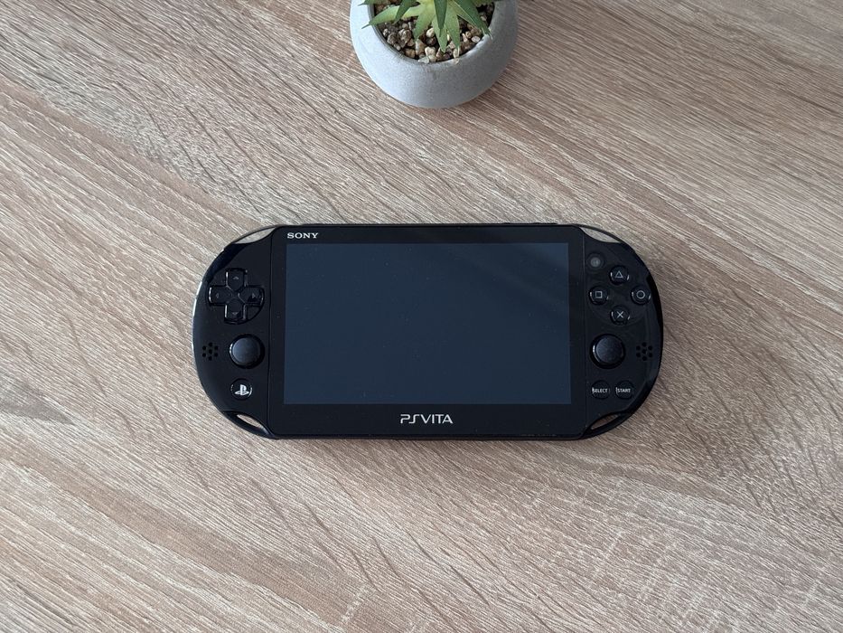 Consola Sony Playstation Vita Slim PCH 2016