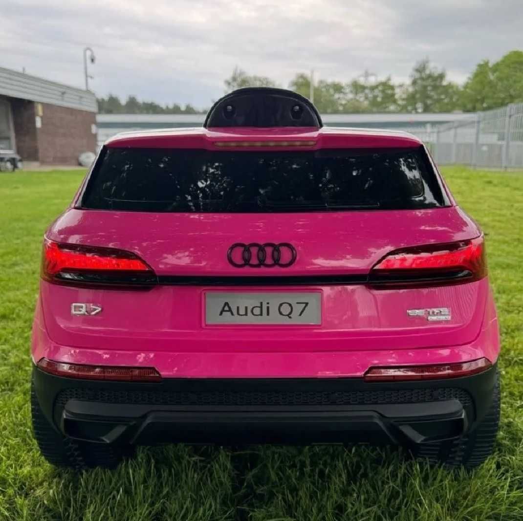 Акумулаторен джип Audi Q7 12V