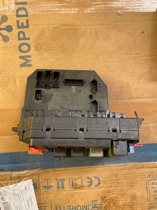 Sam Fata/Spate Mercedes S W221 Facelift Pret 900 lei buc