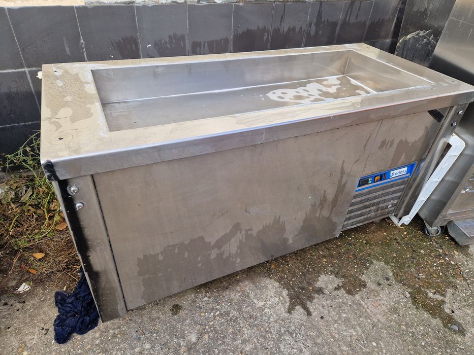 Dulap cald, Masa calda bain Marie, pentru tavi Gn, de banc, la 220v