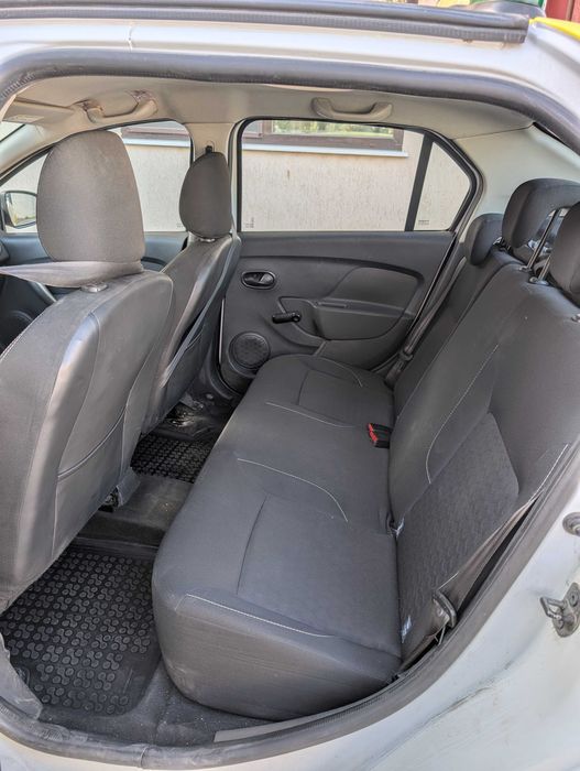 Vând Dacia Logan 1.2 Benzină 75CP • 2016 • 278.000 km