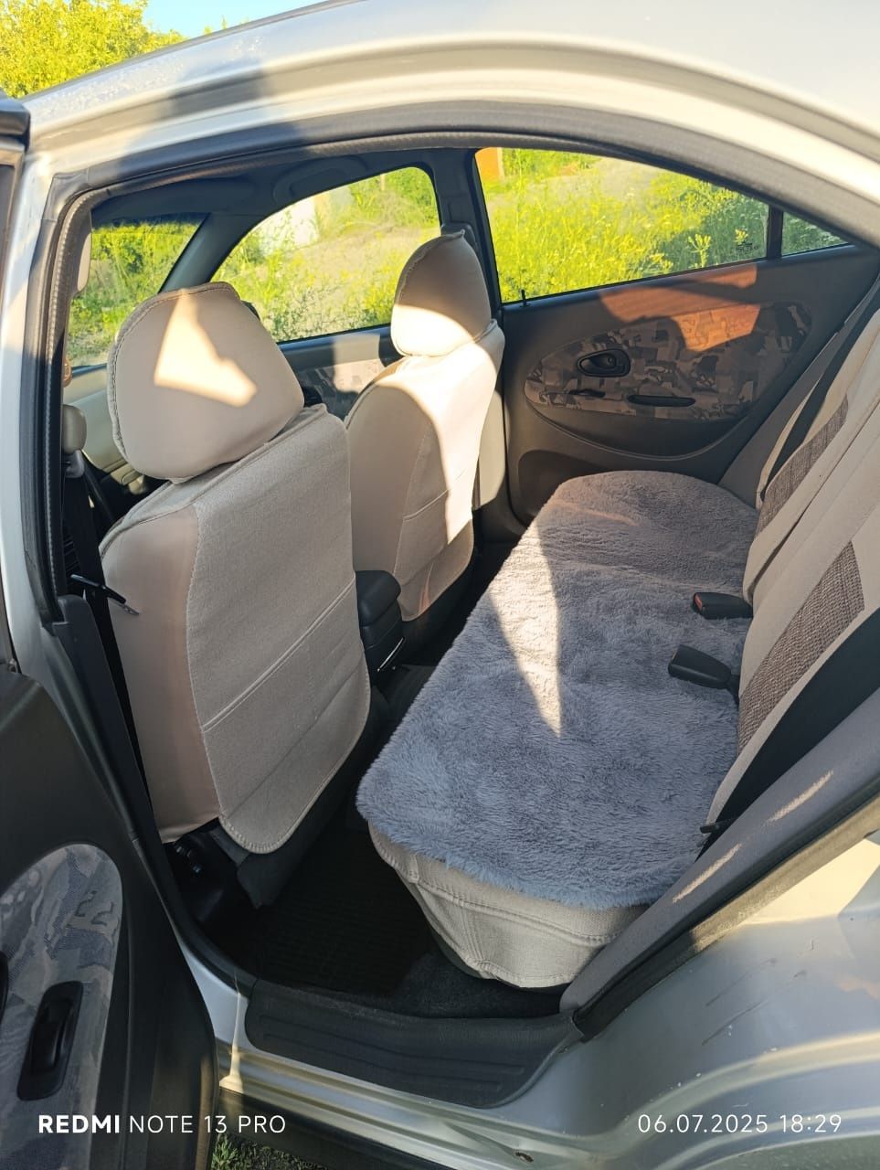 Продаю Mitsubishi Charisma