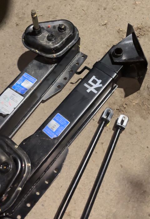 Лапы опорные полуприцепа Комплект