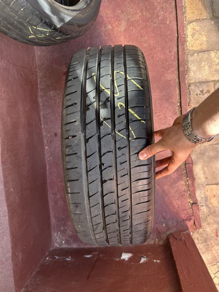 Vand Anvelope de Vara Kumho si NEXEN 235/50 R19