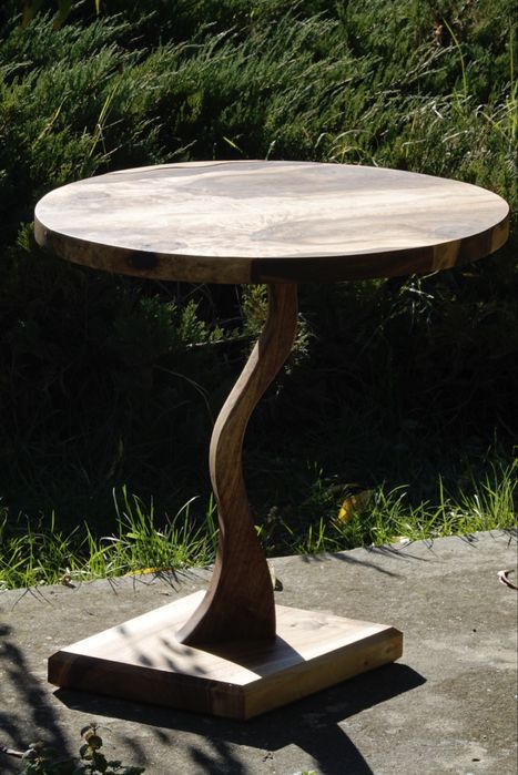 Masa de cafea din lemn masiv de nuc