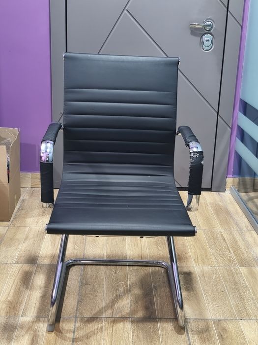 Офисный стул б/у