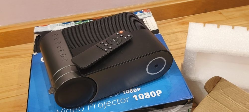 Videoproiector Full HD