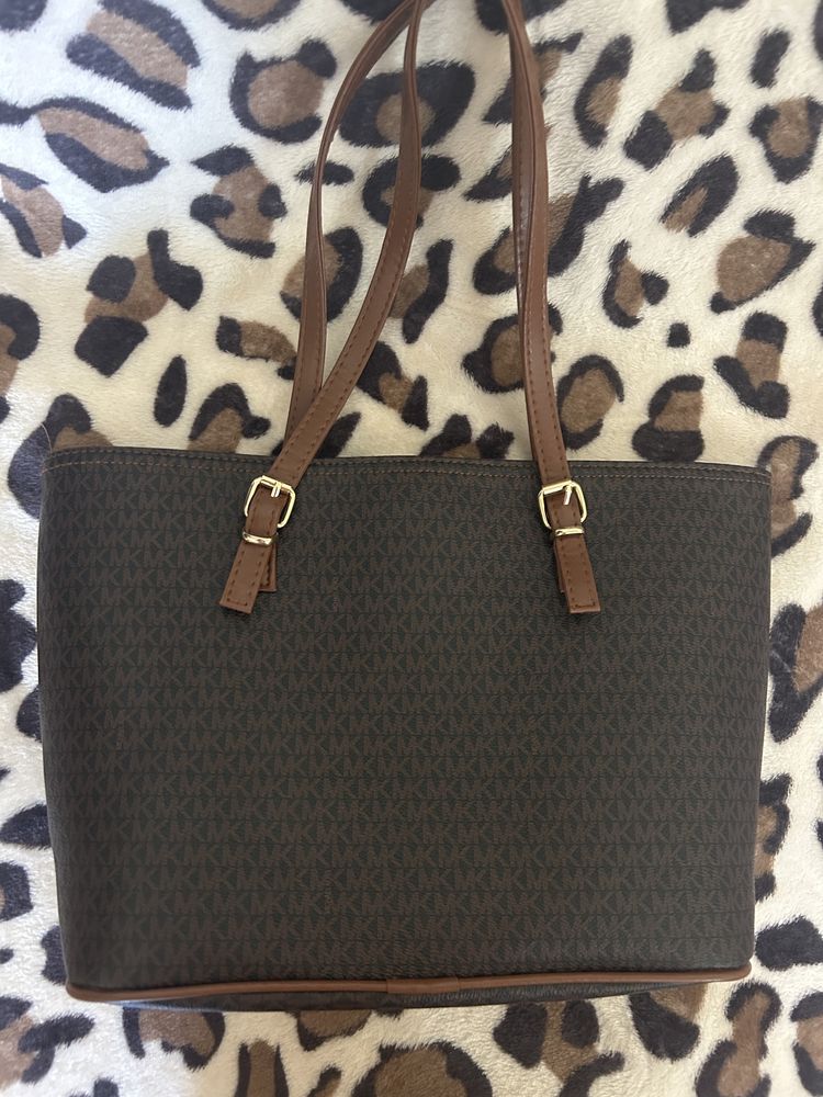 Geanta Michael Kors