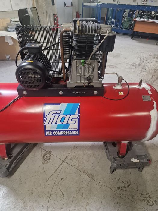 Compresor industrial "Fiac"