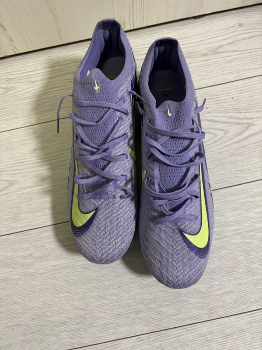 Ghete fotbal Nike Mercurial United Elite