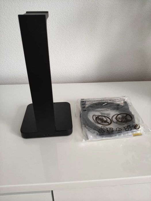 Stand casti gaming cu placa de sunet Corsair ST100 RGB, USB, Negru