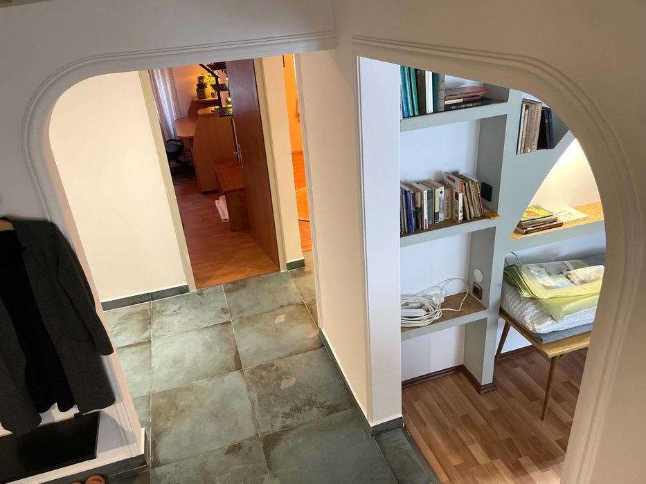 Apartament 4 camere într-o locație familială si liniștită