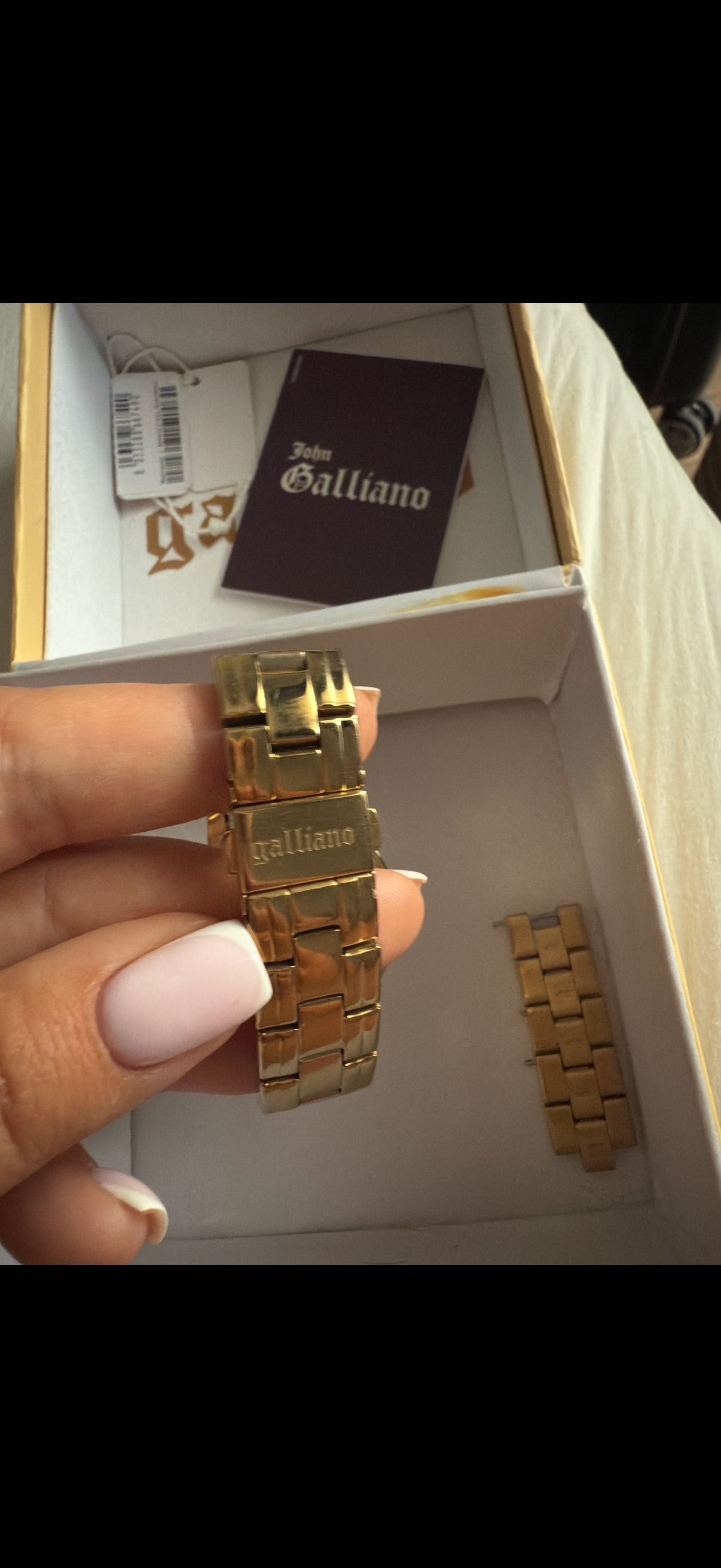 Часовник Galliano