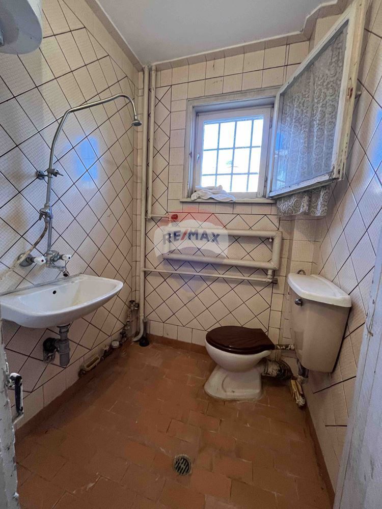 Продава се Етаж от къща в Добрич, Христо Ботев - 120 кв.м за 630 €/кв.м - Снимка #11
