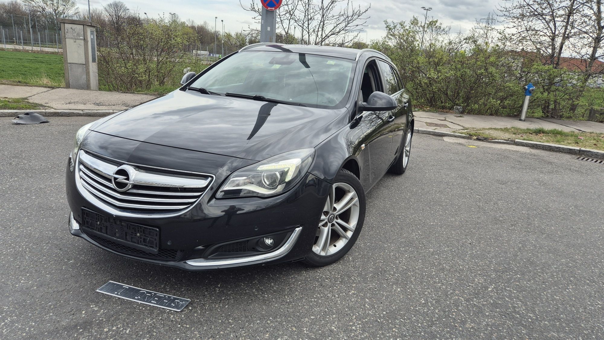 Opel insignia 2.0 131cp