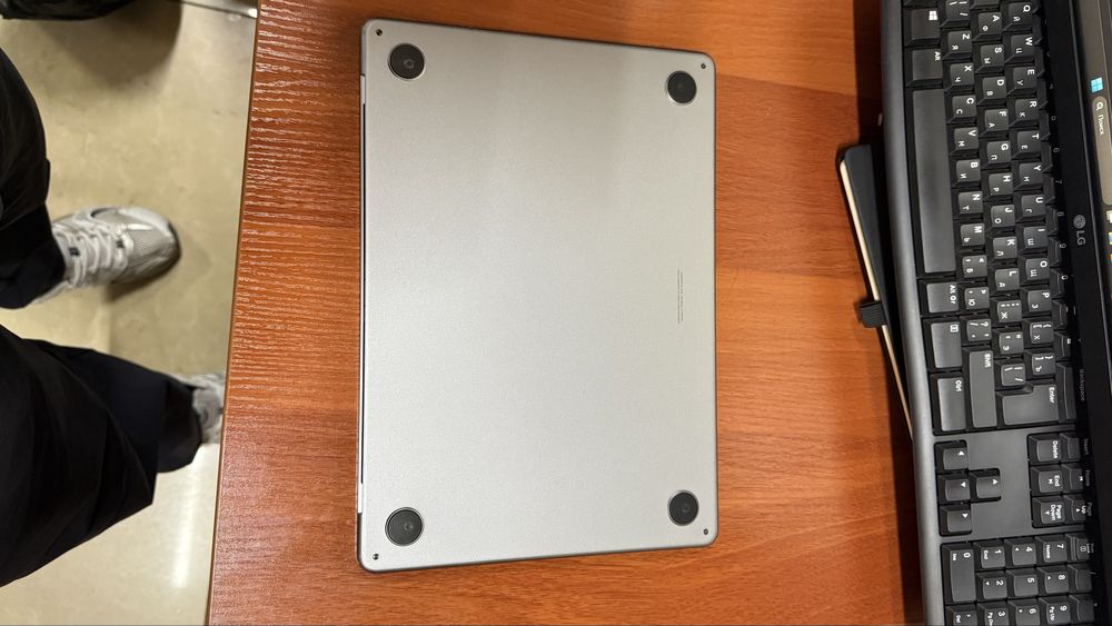 Macbook Air m2 8/256gb