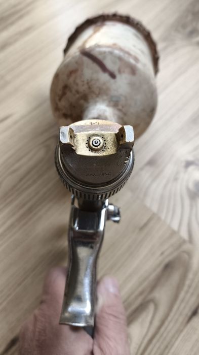 Бояджииски пистолет с дюза 1,4