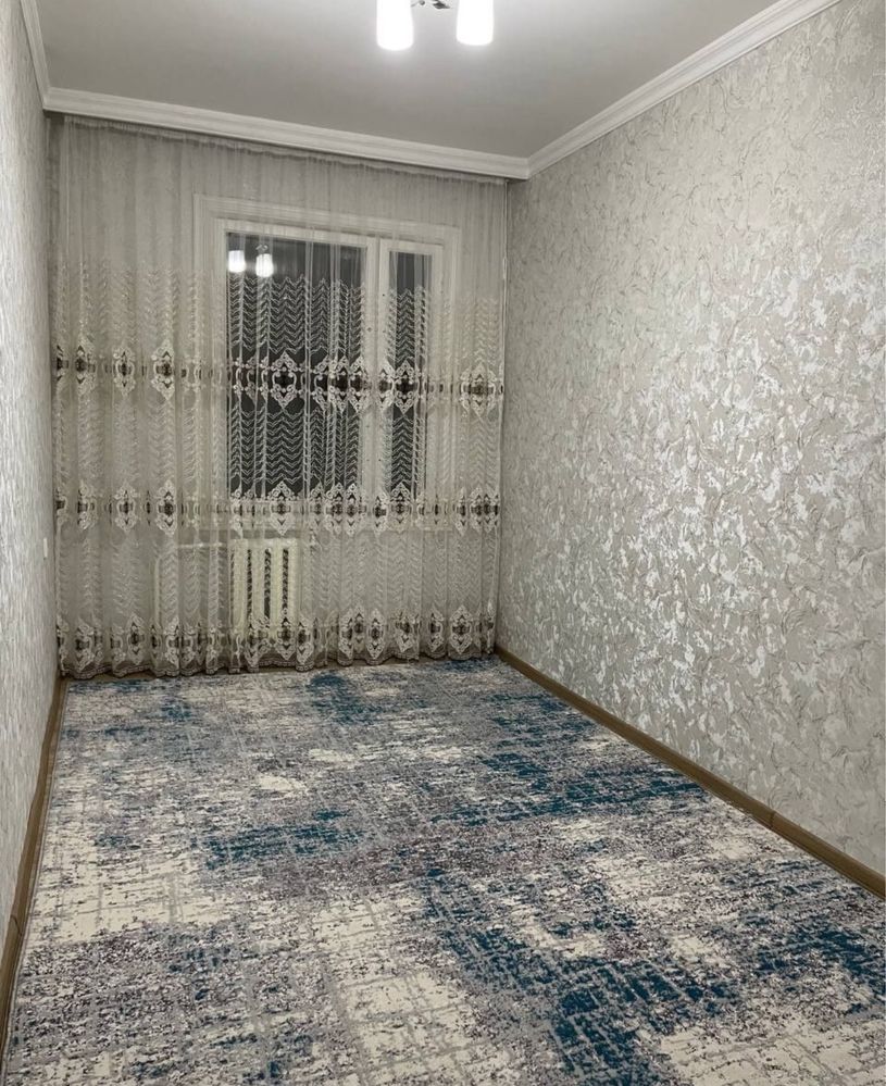 Ттз-1 Продается квартира 2/4/4 балкон 1.5х6 ор-р: Диадора Карзинка
