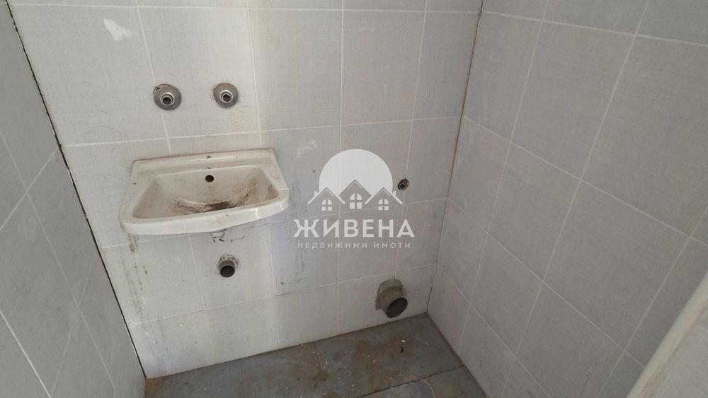 Продавам реновирана къща в с.Червенци, обл. Варна