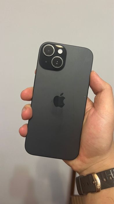 Iphone 15, 128GB (коробка+зарядка) в идеальном сотсоянии